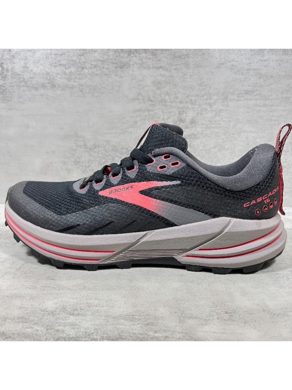 Brooks Cascadia 16 GTX Gore-tex Waterproof Trail Running Shoes - Women's Size 7